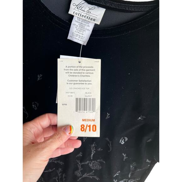 Kathie Lee Women's Glitter Floral Embroidered Velvet Top Black Size M NEW - Picture 7 of 8